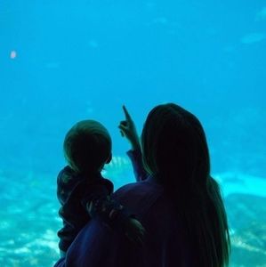 Meet your Posher, Sharon